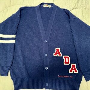 Navy Blue Men's Preppy College Sweater Size Medium